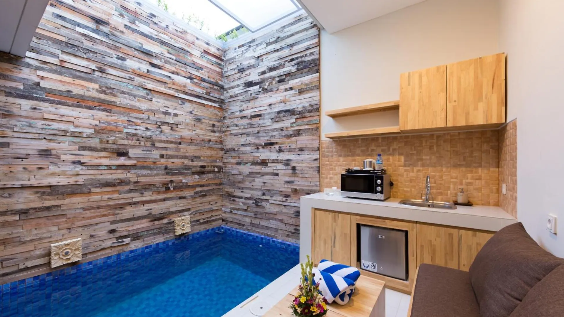 Paisa Seminyak Living Villa Indonesia