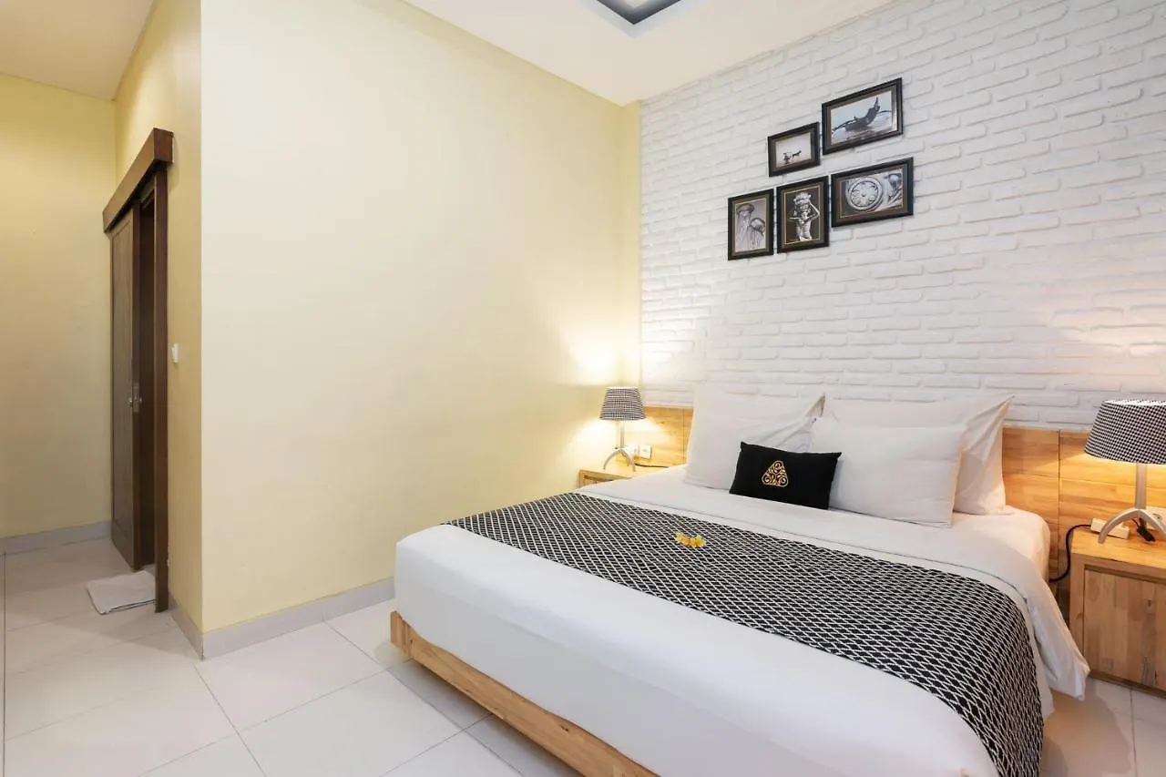 Paisa Seminyak Living Villa
