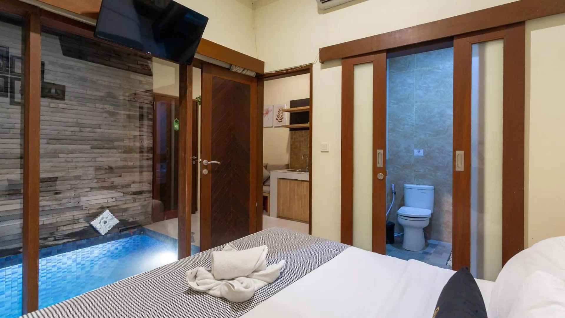 Paisa Seminyak Living Villa Indonesia